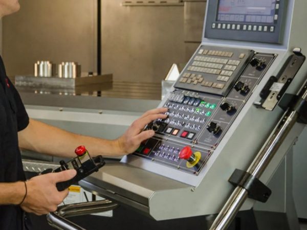 Курсы оператора станков с ЧПУ: как выбрать подходящую программу обучения