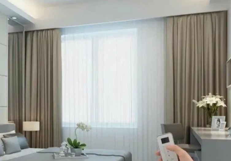 Комната для себя: как дизайн с умными электрокарнизами влияет на самочувствие