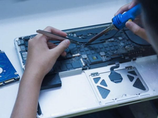 Как выбрать надежный сервис для ремонта MacBook
