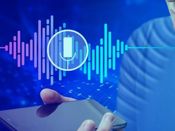 ИИ выходит за пределы смартфона: зачем появились отдельные AI-диктофоны и ассистенты
